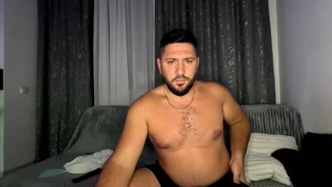 gold_alpha_boy online show from September 2025 08:21:02 PM
