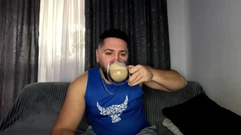 gold_alpha_boy online show from November 2025 08:47:01 AM