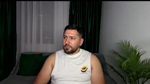 Snapshot of gold_alpha_boy chatting on June 2026 07:18:01 PM gold_alpha_boy online show from June 2026 07:18:01 PM