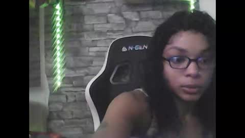 Snapshot of goldamethyst98 chatting on October 2025 02:55:01 AM Amethyst online show from October 2025 02:55:01 AM