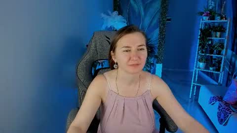 Snapshot of golden_dragones chatting on June 2026 07:52:01 AM Gloria online show from June 2026 07:52:01 AM