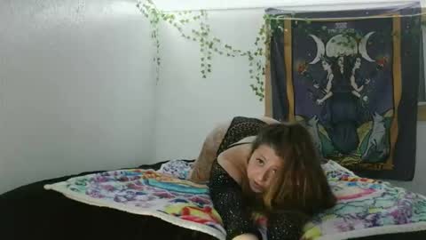 XxPretentious PeachxX online show from April 2026 07:56:01 AM