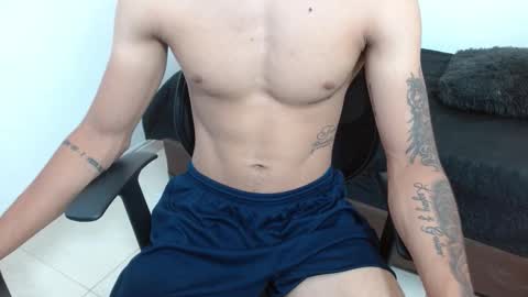 Snapshot of goldendesirex_ chatting on March 2026 07:25:01 PM online show from March 2026 07:25:01 PM