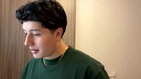 goldenknight33 online show from September 2025 01:58:01 PM