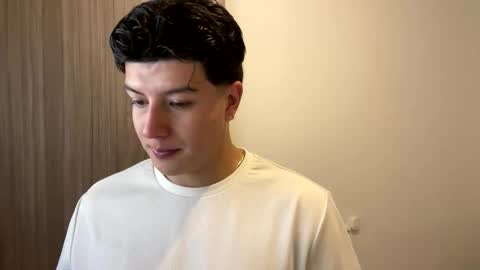 goldenknight33 online show from October 2025 02:01:01 PM