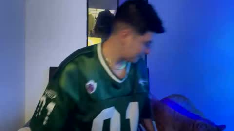 goldenknight33 online show from December 2025 05:00:01 PM