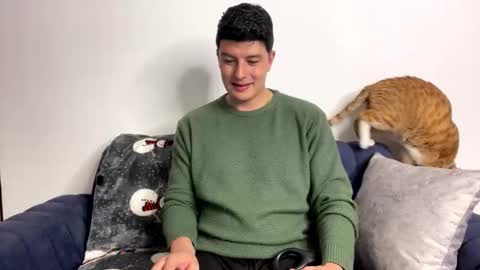 goldenknight33 online show from December 2025 04:59:02 PM