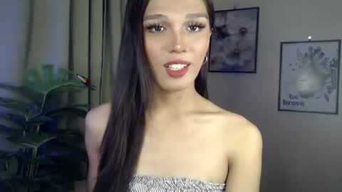 Lily is Gold online show from April 2026 01:31:01 PM