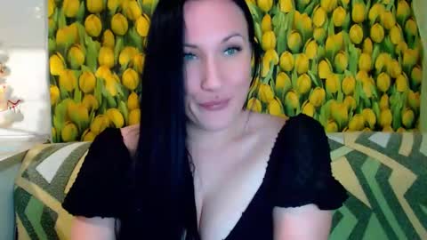 goldmoonn online show from December 2024 11:13:02 PM