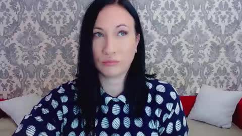 goldmoonn online show from April 2026 09:12:02 AM