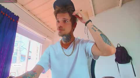 Goldy Loyal93 online show from December 2025 03:06:01 PM