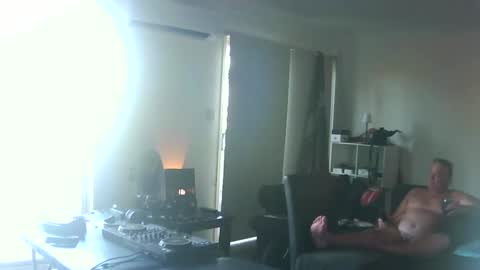 goldyguy011 online show from April 2026 02:39:01 AM