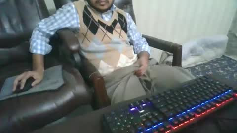 Snapshot of goodfucker3252 chatting on January 2025 09:32:02 PM Arab Pronstar online show from January 2025 09:32:02 PM