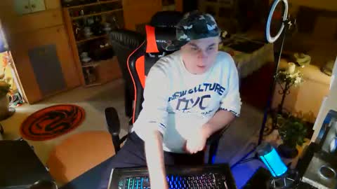 google5001 online show from December 2025 06:24:02 PM