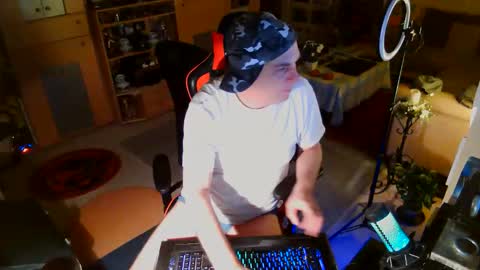 google5001 online show from December 2025 06:30:02 AM