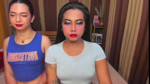 Snapshot of gorgeous_dark_luna chatting on April 2026 07:35:01 AM RIANA online show from April 2026 07:35:01 AM