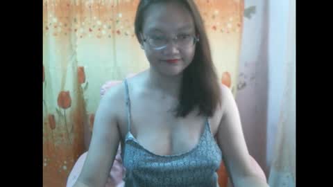 gorgeousmama online show from October 2025 04:37:02 AM