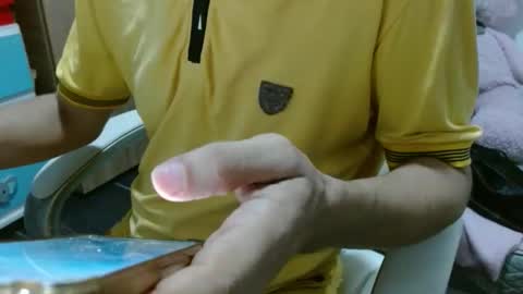 Snapshot of goten7 chatting on April 2026 10:38:02 AM Andres online show from April 2026 10:38:02 AM