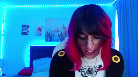 goth_minerva online show from December 2025 01:59:02 PM