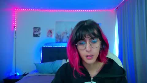 goth_minerva online show from February 2026 01:31:01 PM