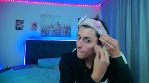 goth_minerva online show from February 2026 01:42:01 PM