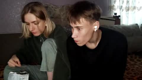 Lilly and Jake online show from May 2026 10:01:01 AM