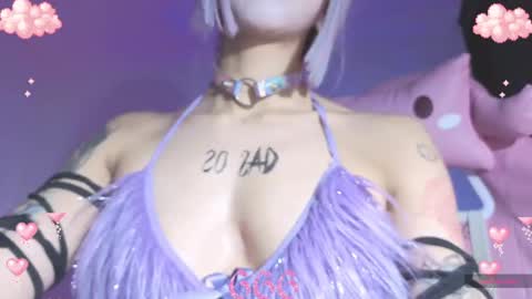 Snapshot of gothicute chatting on May 2026 06:22:02 AM online show from May 2026 06:22:02 AM