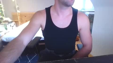 goura2000 online show from February 2026 01:59:01 PM