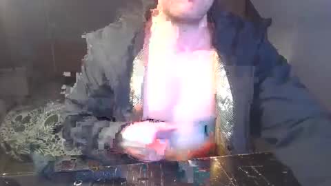 goura2000 online show from April 2026 08:06:01 PM