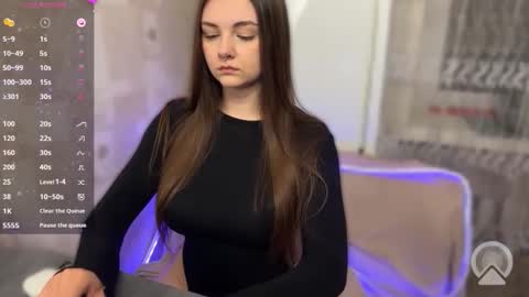Snapshot of gracebrownnn chatting on May 2026 11:11:01 PM Grace Brown online show from May 2026 11:11:01 PM