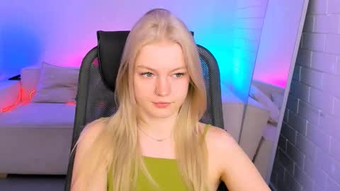 Grace Glamour online show from November 2025 05:17:01 AM