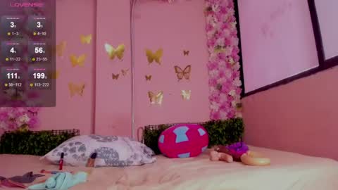 Mi Name is violeta  online show from July 2026 12:53:01 PM