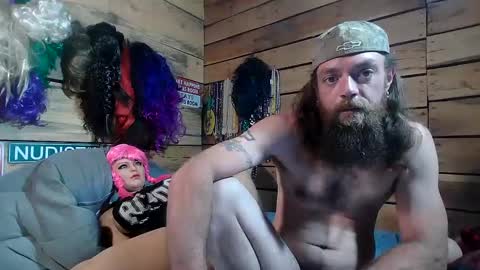 Snapshot of grannypounder chatting on March 2025 11:58:02 AM grannypounder online show from March 2025 11:58:02 AM