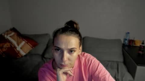 Anna online show from February 2026 05:50:01 PM