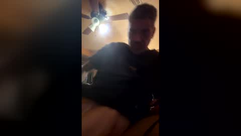 Snapshot of gray771224 chatting on January 2026 01:00:02 AM gray771224 online show from January 2026 01:00:02 AM