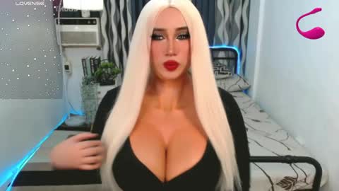 Snapshot of great_selfsuckerts chatting on May 2026 01:22:01 AM PAULATHEONE online show from May 2026 01:22:01 AM