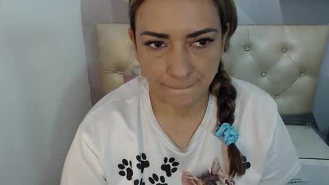 Snapshot of greatass_latina chatting on January 2026 10:41:02 AM greatass_latina online show from January 2026 10:41:02 AM