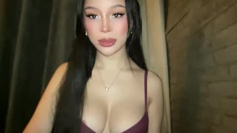 Marie Pelie online show from December 2025 11:29:01 AM