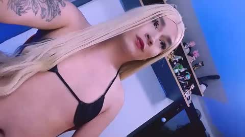 grecia_9inchs online show from November 2025 11:58:02 PM