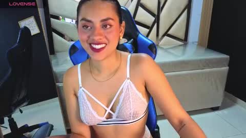 Snapshot of grecia_soler_a chatting on April 2026 01:04:01 PM Grecia online show from April 2026 01:04:01 PM