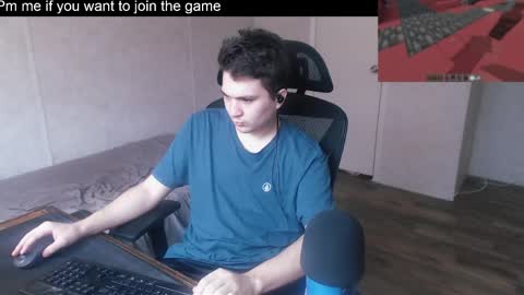 greendynomite_04 online show from April 2026 05:18:01 PM