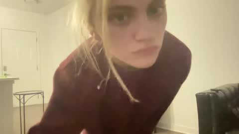 mila 3 online show from December 2024 11:17:02 PM