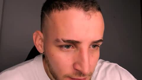 Juan online show from October 2025 02:05:02 PM