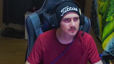 Snapshot of greenlungs8195 chatting on November 2025 06:52:02 PM Greenlungs8195 online show from November 2025 06:52:02 PM