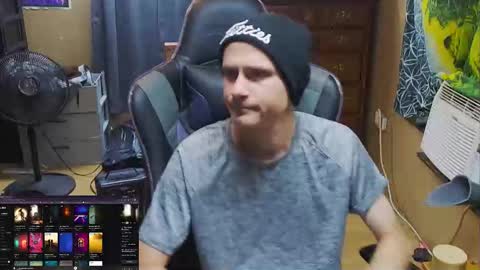 Snapshot of greenlungs8195 chatting on November 2025 06:50:01 AM Greenlungs8195 online show from November 2025 06:50:01 AM