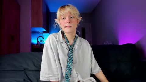 Greg-independent model online show from December 2024 09:04:02 PM