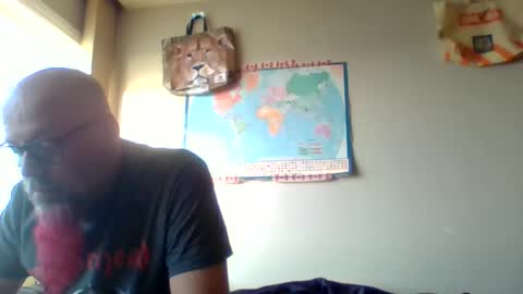 Snapshot of gregrev chatting on May 2026 01:47:01 AM gregrev online show from May 2026 01:47:01 AM