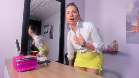 Snapshot of greta_borbon chatting on July 2026 11:27:02 AM Greta online show from July 2026 11:27:02 AM