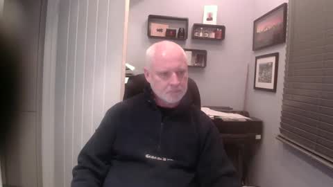 greyfox_6000 online show from January 2025 06:24:02 AM