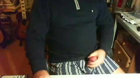 greyhounddog online show from January 2025 08:43:01 PM